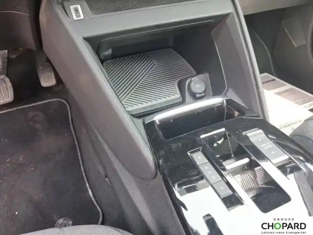 Citroën C4 e- 136 ch automatique — photo 14
