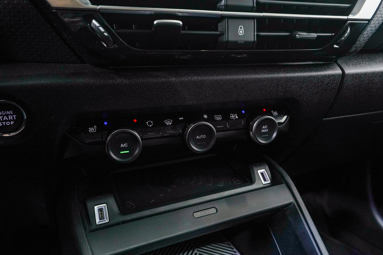 Citroën C4 X — photo 25