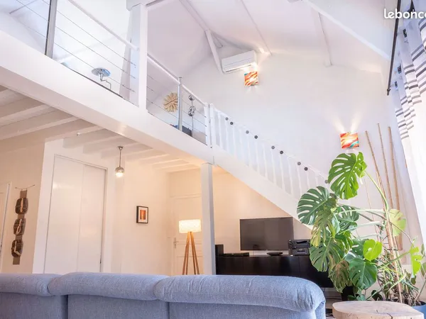 Maison 4/5 CH+ 154 m² clim - 1340 m² - Lyon direct 39 min