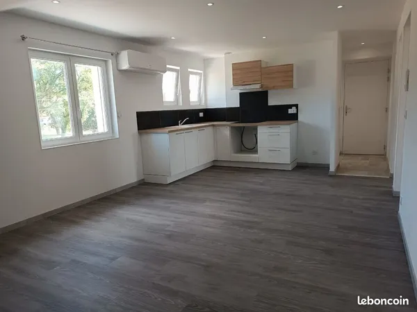 T3 climatisé avec cellier + garage