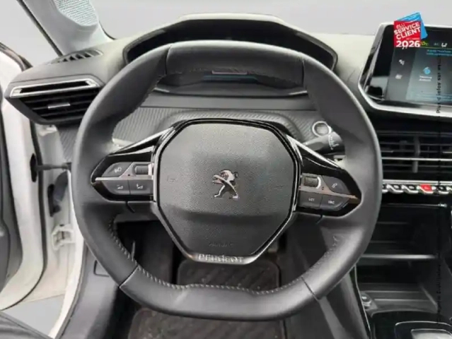 Peugeot 208 e- 136ch like — photo 12
