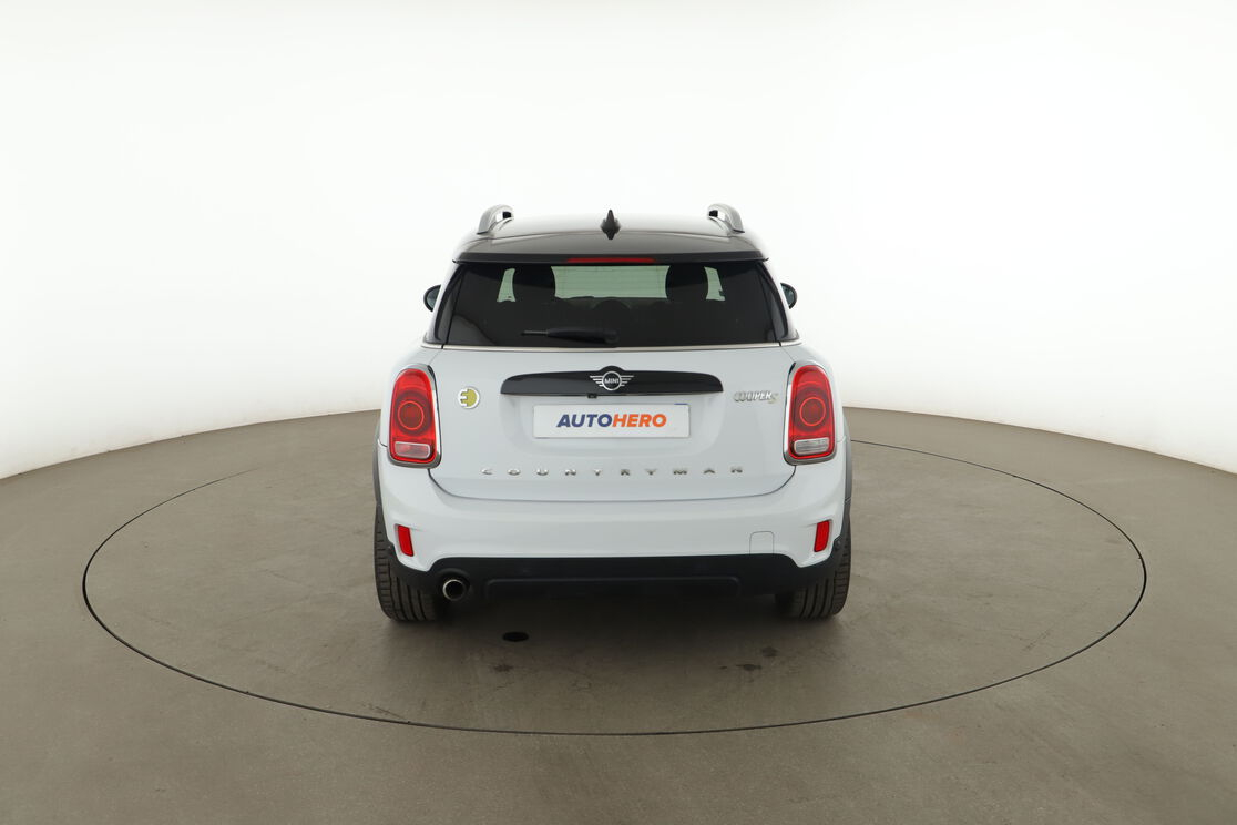 MINI Countryman Cooper SE ALL4 Hybrid BVA6 — photo 4