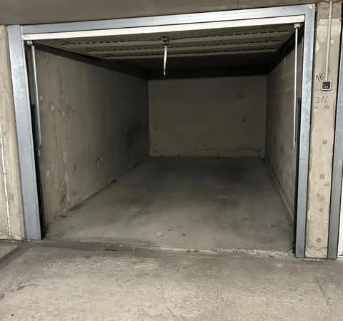 Garage et parking Vente Lyon 26000€