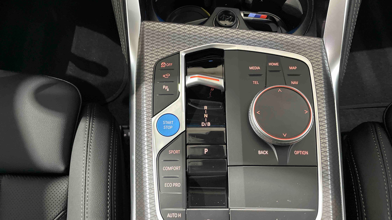 BMW i4 xDrive40 401 ch BVA — photo 18
