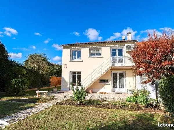 Pavillon 5 pièces 106 m²