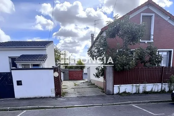 Parking 13 m²