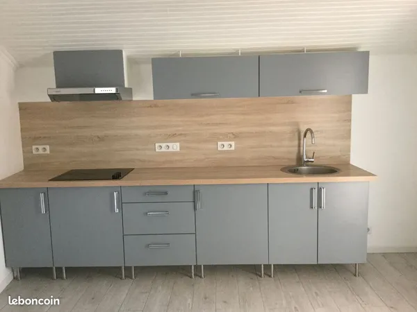 Loue T3/T4, refait neuf, très clair, clim, centre BOURG SAINT ANDEOL 07700