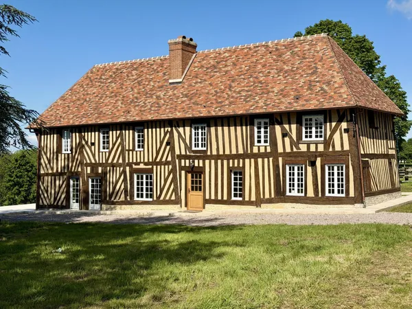 MANOIR NORMAND DU XVIIIe REHABILITE AVEC VUE PANORAMIQUE