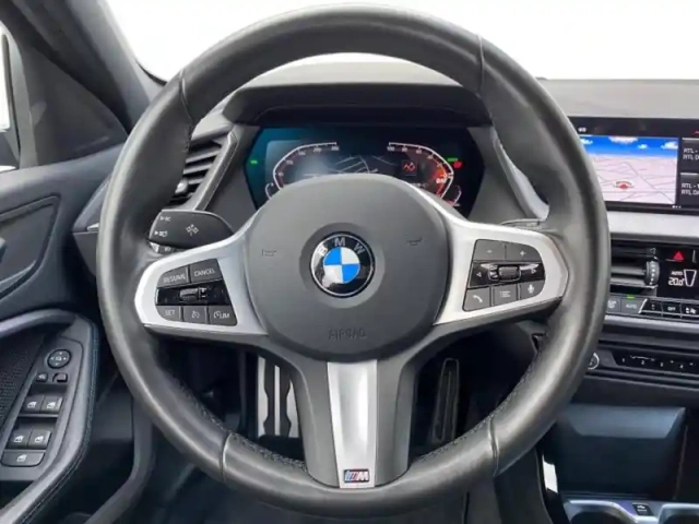 Bmw Serie 1 série 1 118ia 136ch m sport dkg7 — photo 12