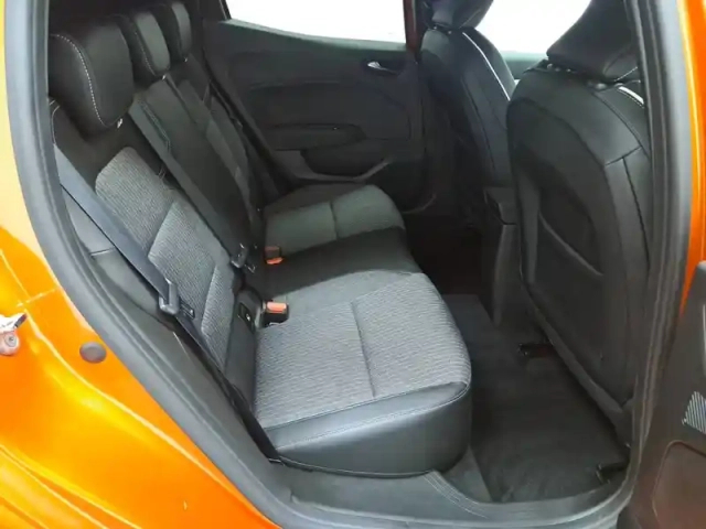 Renault Clio tce 140 — photo 22