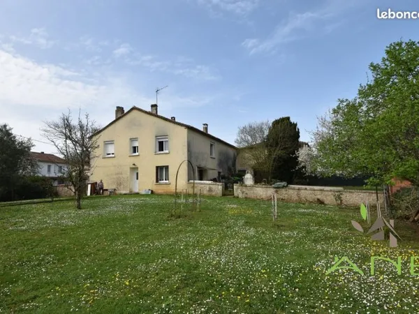 Propriété 5 pièces 102 m²