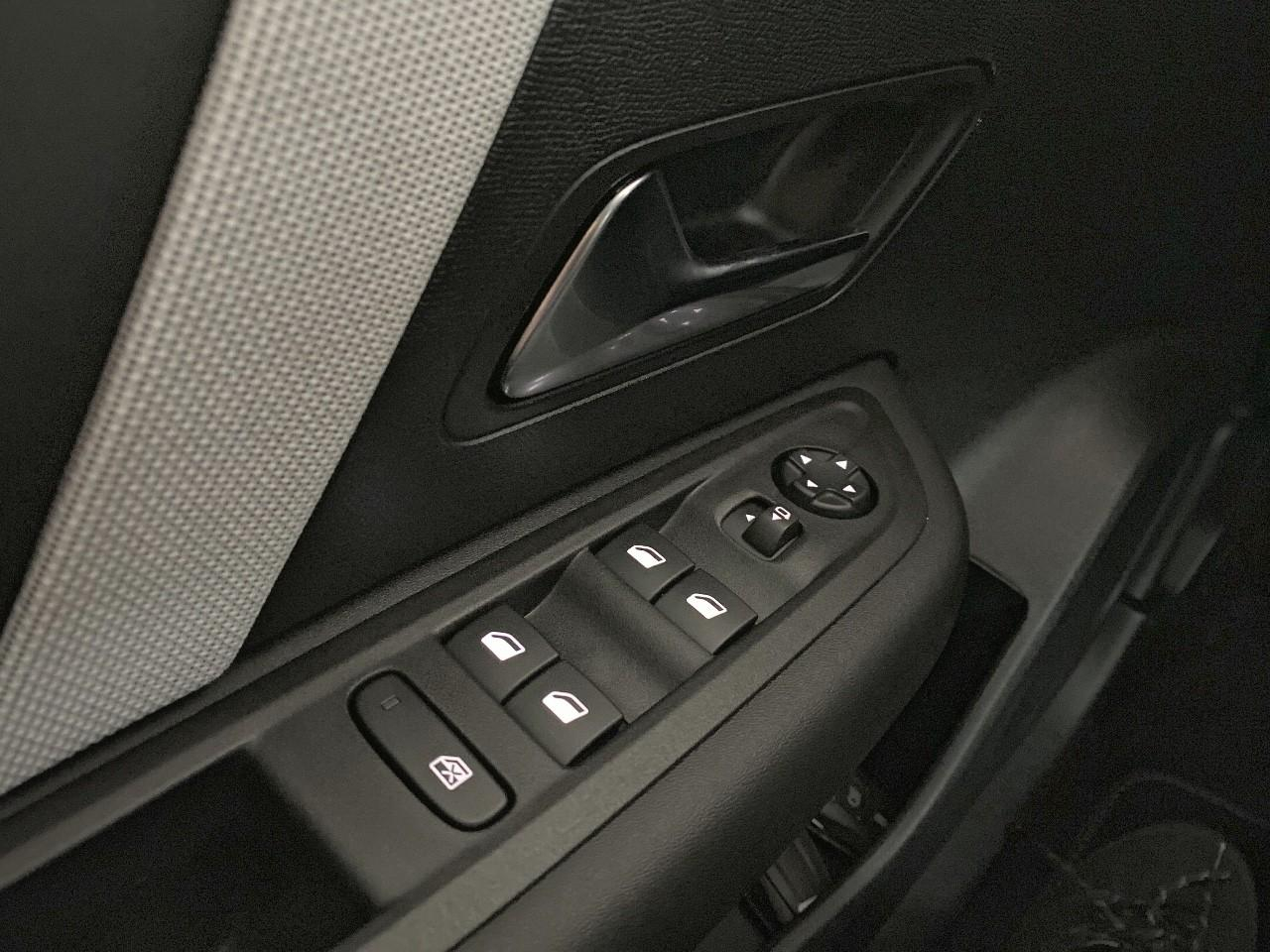 Citroën C4 hybride 145 ch e-dcs6 max — photo 20