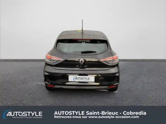 Renault Clio 1.5 dci 100ch evolution — photo 5