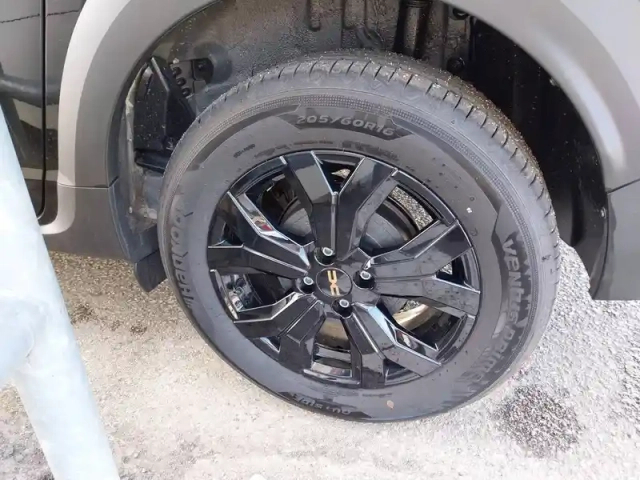 Dacia Jogger tce 110 7 places gsr2 — photo 32