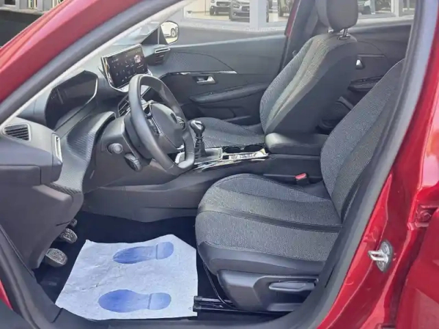 Peugeot 208 100 s&amp;s bvm6 — photo 19