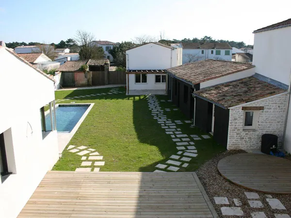 Maison 14 pièces 400 m²