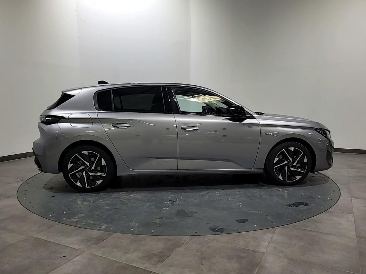Peugeot 308 phev 180 e-eat8 allure pack — photo 6
