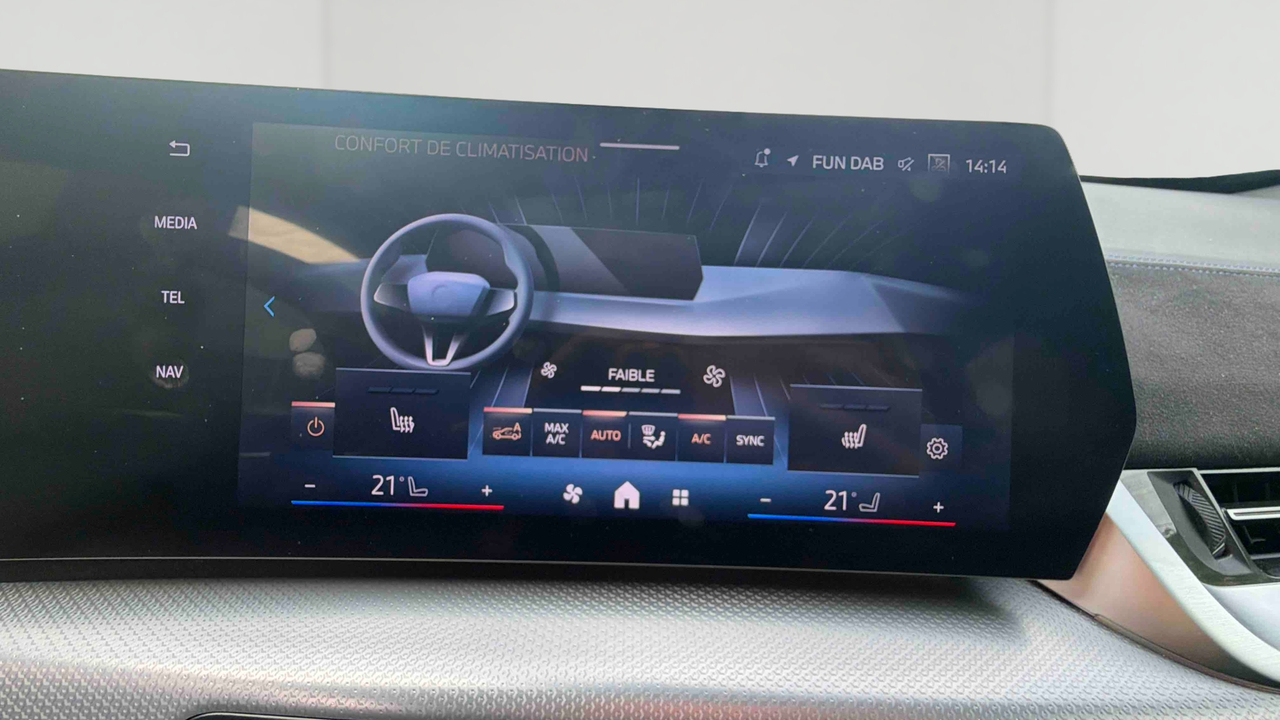 BMW X1 sDrive 20i 170ch DKG7 — photo 22