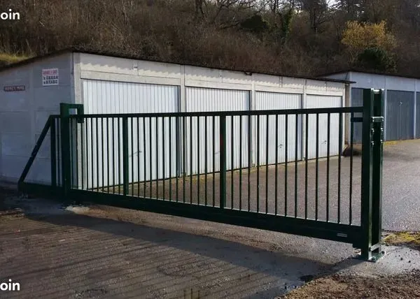 Stationnement Location Montbard   54€