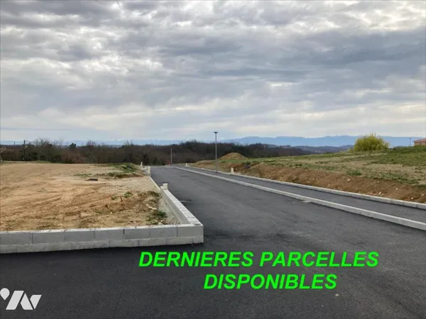 Terrain 628 m²
