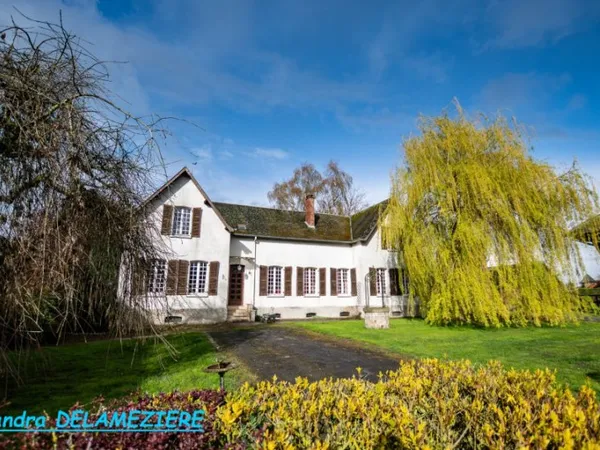 Maison 8 pièces 236 m²