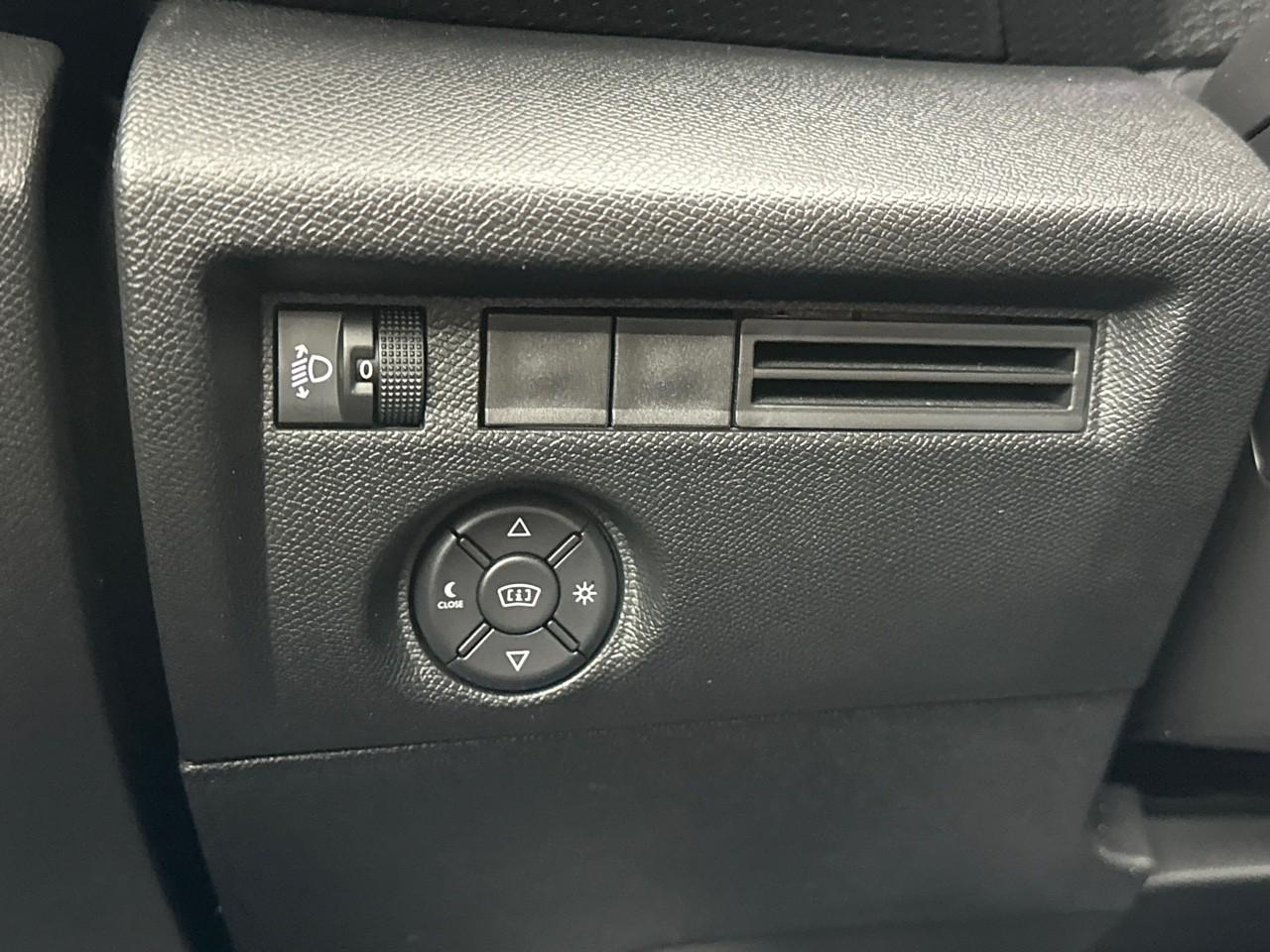 Citroën C4 puretech 130 s&s eat8 shine — photo 16