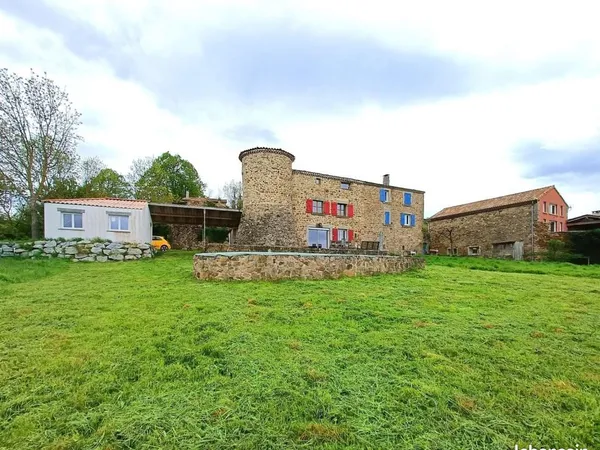 Maison 7 pièces 177 m²