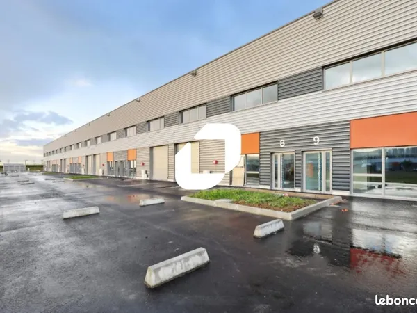 Local d'activité 6 020 m²