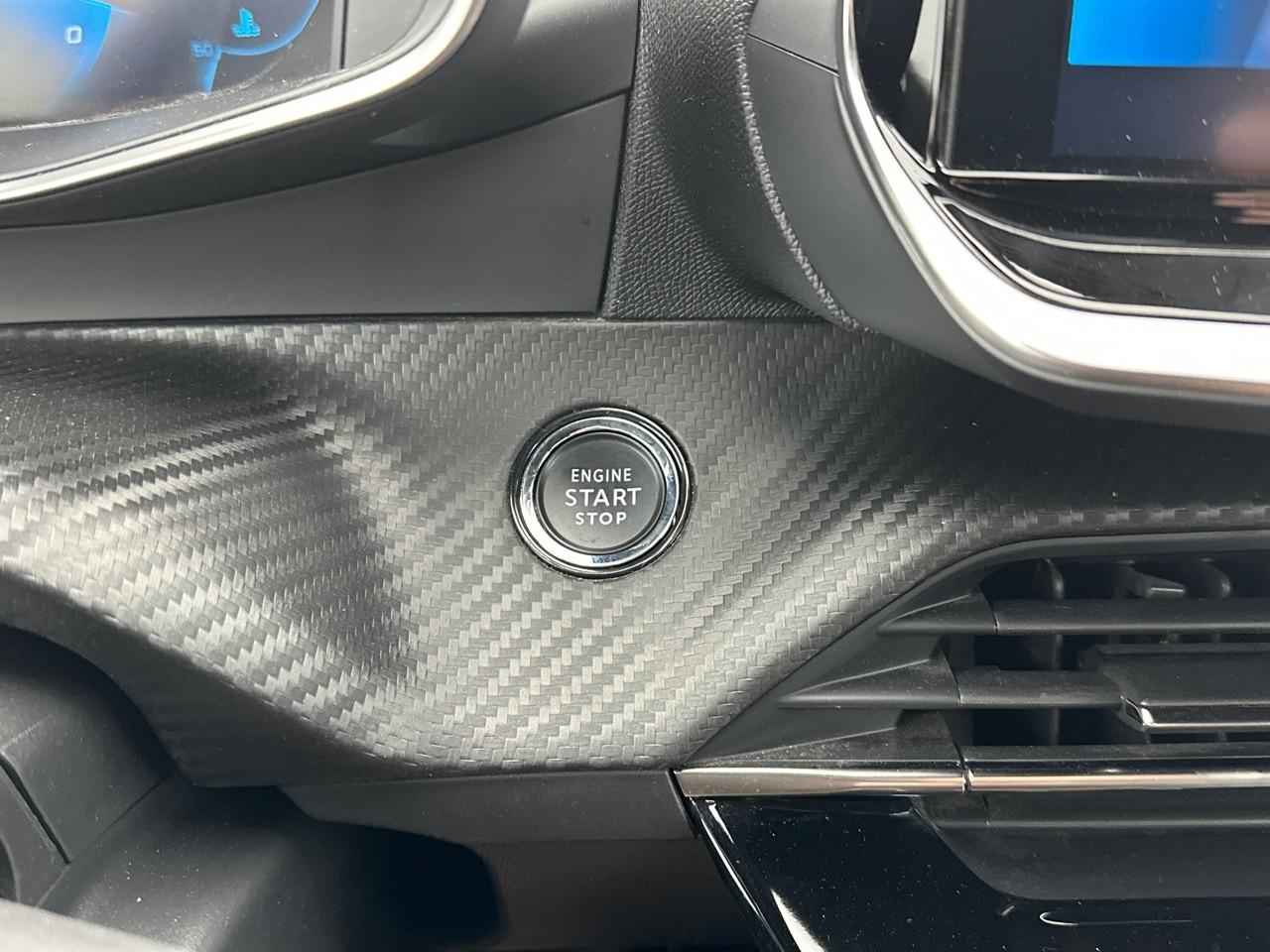 Peugeot 2008 puretech 130 s&s eat8 gt — photo 22