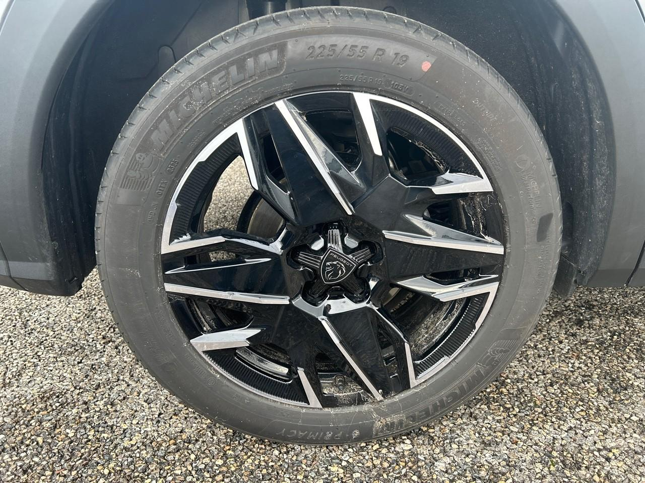 Peugeot 3008 1.2 hybrid 145ch gt e-dcs6 — photo 11