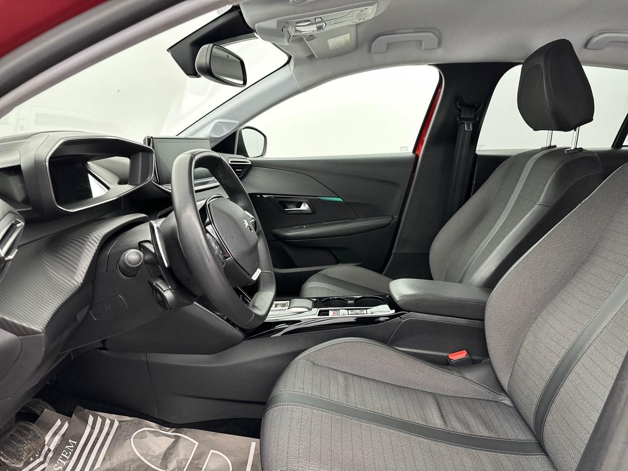 Peugeot 208 puretech 100 s&s eat8 active pack — photo 9