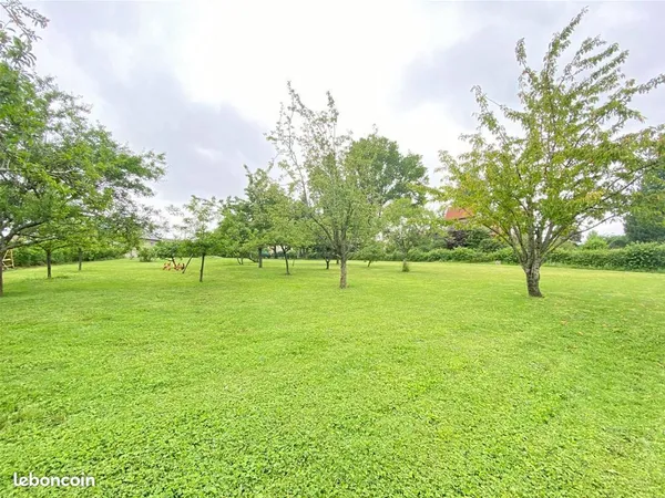 Terrain à bâtir de 480 m² à SAINT-MESMES (77)