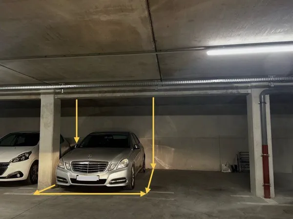 Place de parking en sous-sol (Saint-Tronc)