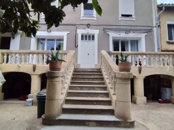 Grande maison proche du centre