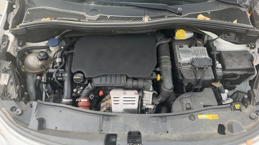 Peugeot 2008 1.2 PureTech 110 EAT6 - Crossway – 2017 – 121979 km – Essence – Boîte Automatique — photo 20