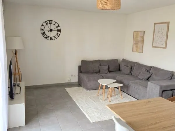 Location T3 meublé - Ramassiers- Balcon & 2 parkings