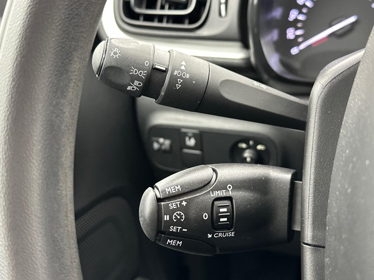 Citroën C3 puretech 83 s&s bvm5 you! — photo 17