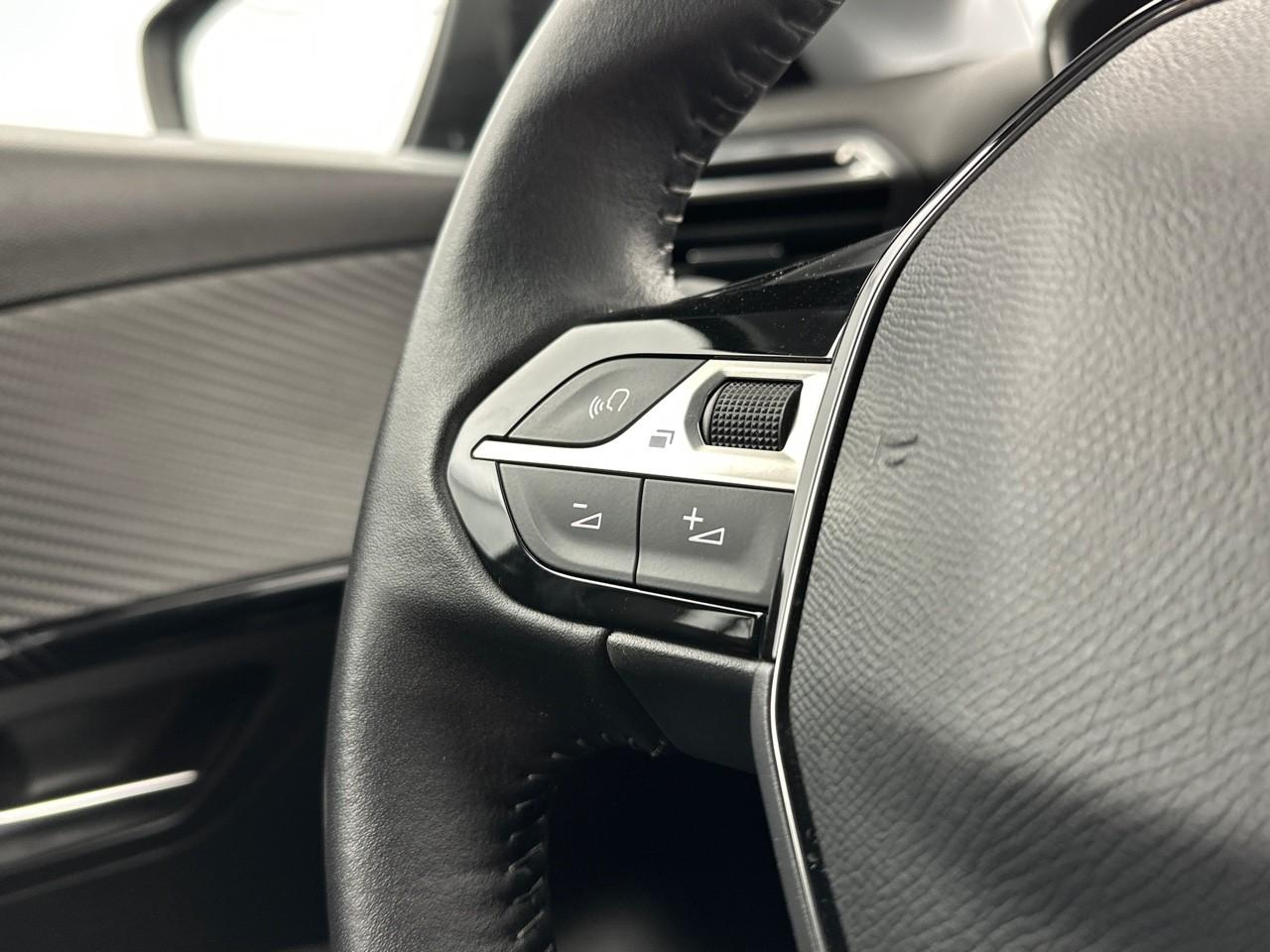 Peugeot 208 puretech 75 s&s bvm5 active pack — photo 17