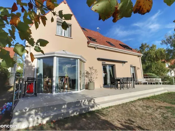 À vendre Maison non mitoyenne Meaux 160m2