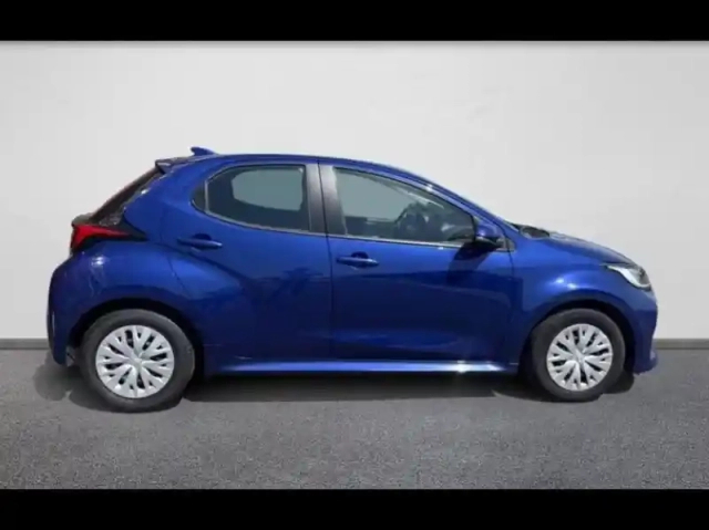 Toyota Yaris 120 vvt-i dynamic business 5p mc24 — photo 9