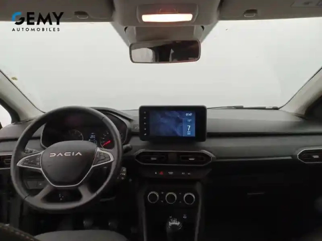 Dacia Jogger tce 110 7 places gsr2 — photo 8