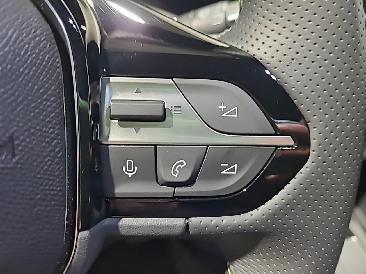 Peugeot 308 sw hybrid 136 e-dcs6 gt — photo 22