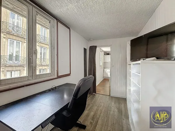 Nantes Hôtel de Ville - Appartement T1 Bis à vendre avec cuisine séparée - 18m2