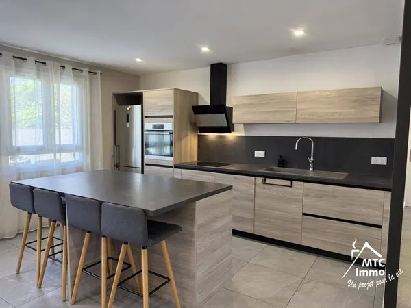 Maison de plain-pied 4 pièces 89 m²