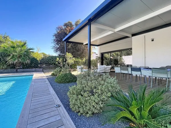 Vends maison grande maison d'architecte Balma, parfait état, jardin, piscine, garage