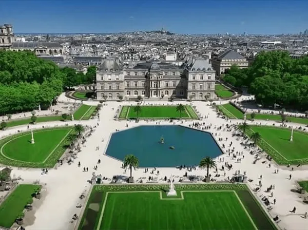 BOUTIQUE LOCATION PURE 83M2 - EMPLACEMENT N°1 - PARIS 5EME