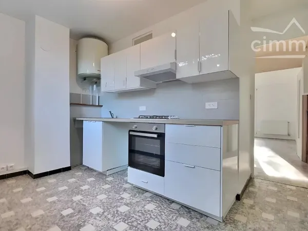 Location GRENOBLE : Appartement T3 + balcon + cave
