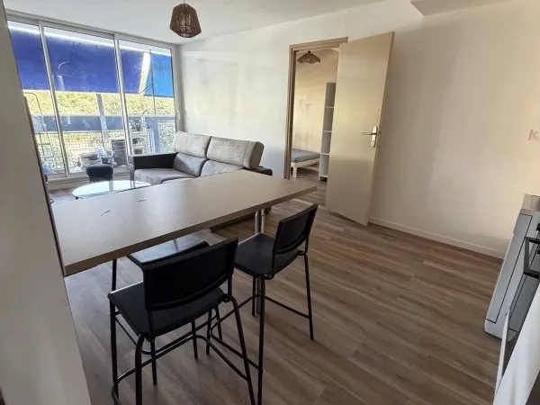 Loue chambre en colocation dans appartement - 70 m²
