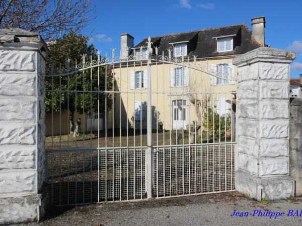 Maison à vendre 6 pièces BENEJACQ (64)