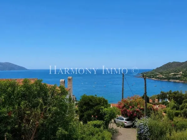 Tiuccia Ensemble immobilier vue mer 3 unités autonomes